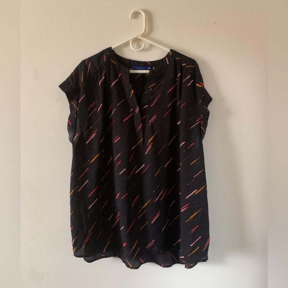 Stylish Black Patterned Women's Top